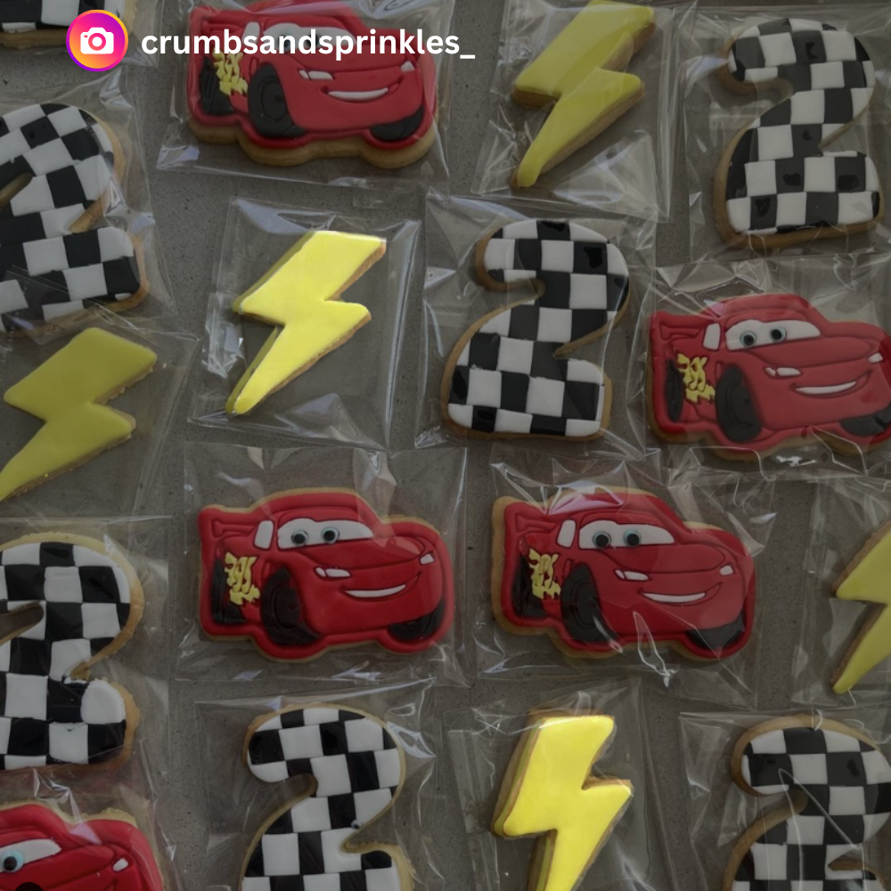 Lightning Bolt Cookie Cutter - Different sizes available