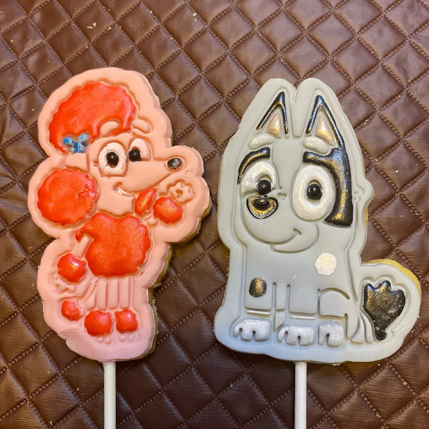 Bluey - Socks Cookie Cutter and Embosser - 8.4cm x 5.6cm