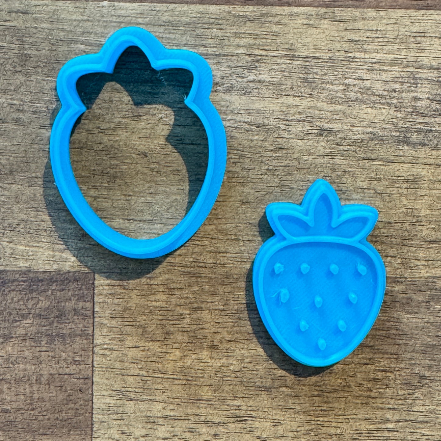 Mini Strawberry Cookie Cutter and Embosser - 4.5cm x 3.2cm