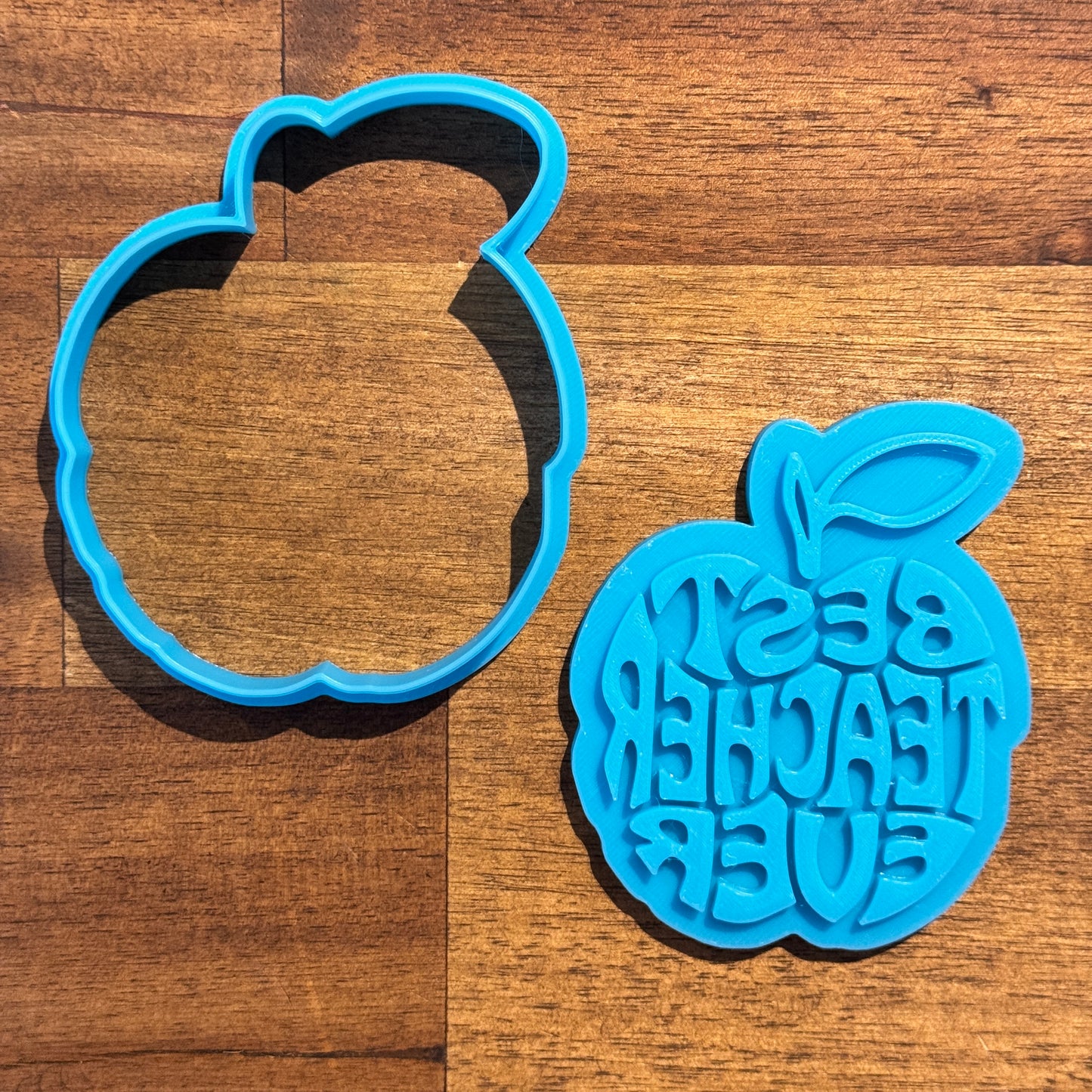 Best Teacher Ever Cookie Cutter and Embosser - 8.3cm x 6.9cm