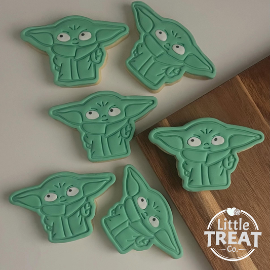 Yoda Cookie Cutter and Embosser - 6.1cm x 9.6cm