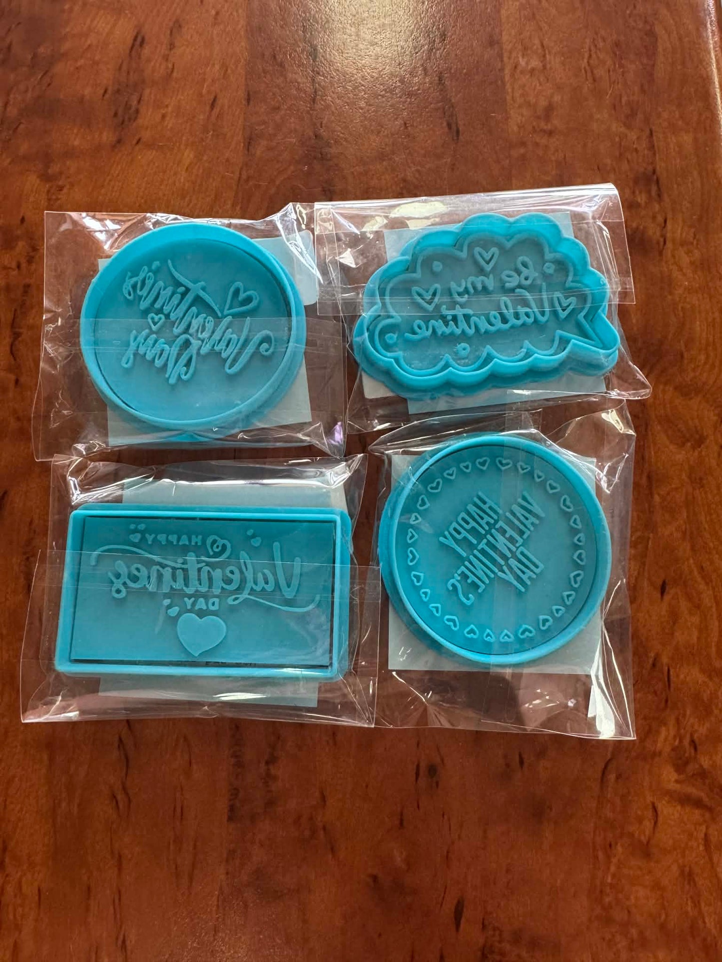 **MARKET STOCK SALE** Valentines Day Theme 1 (ONE ONLY) 4 items