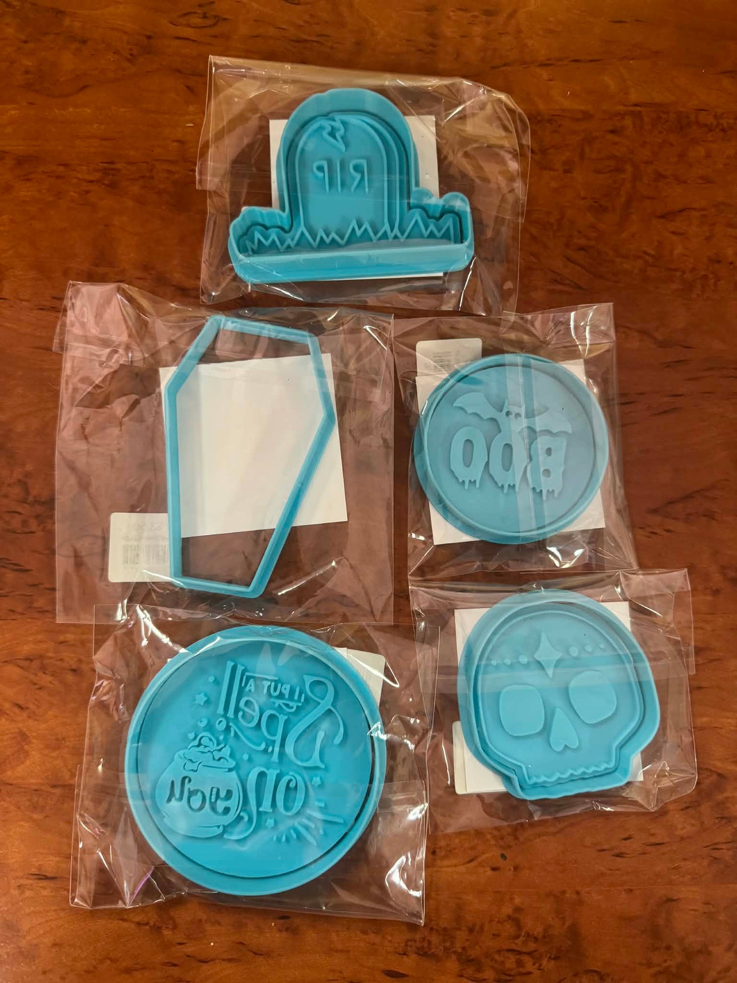 **MARKET STOCK SALE** Halloween Theme (ONE ONLY) 5 items