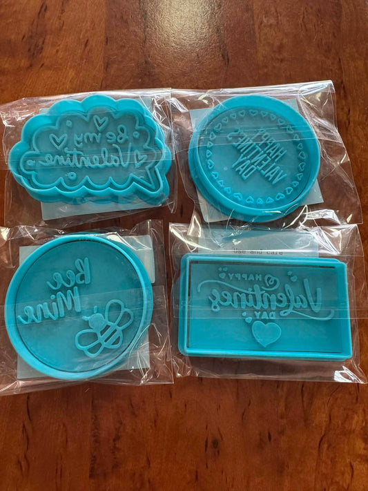 **MARKET STOCK SALE** Valentines Day Theme 2 (ONE ONLY) 4 items