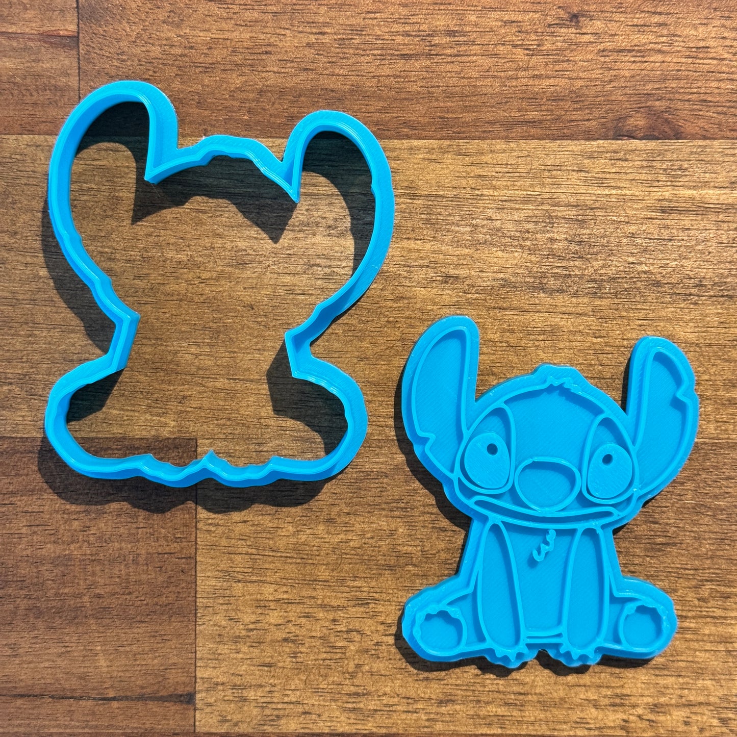 Stitch Cookie Cutter and Embosser - 7.5cm x 6.3cm