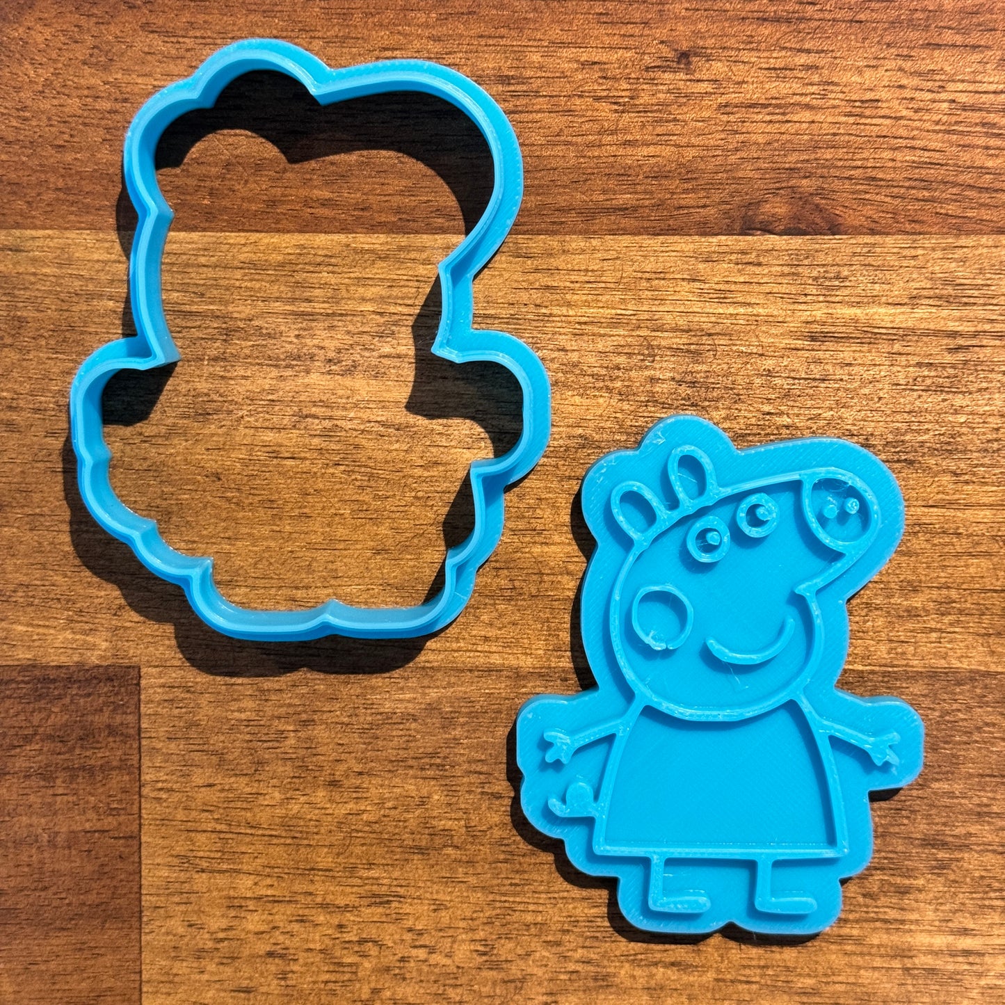 Peppa Pig Cookie Cutter and Embosser - 7.7cm x 6cm