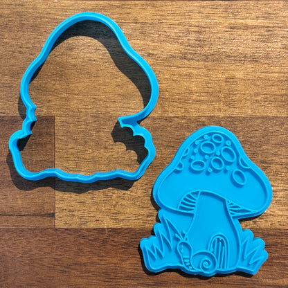 Toadstool House Cookie Cutter and Embosser - 8.6cm x 7.2cm