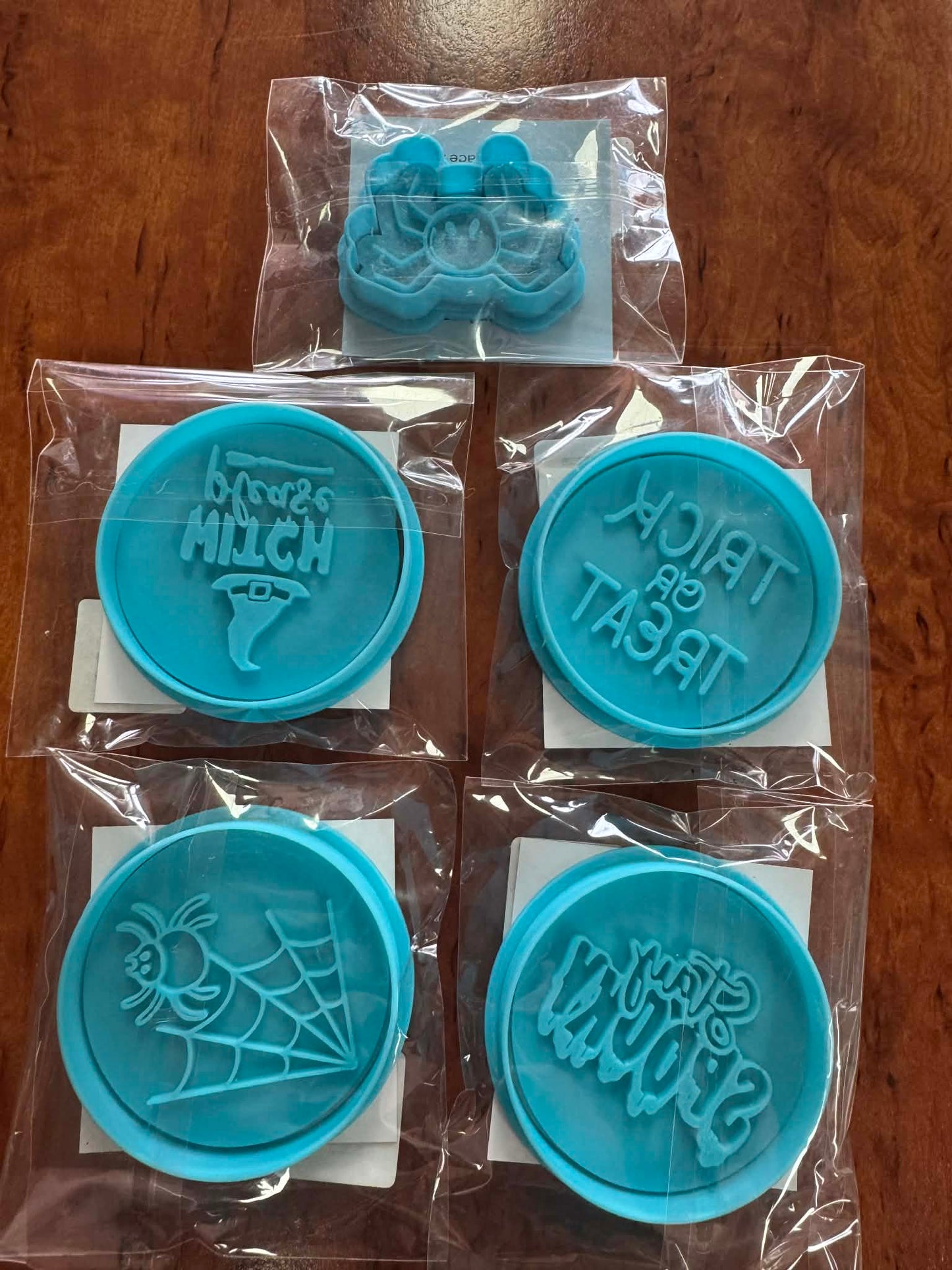 **MARKET STOCK SALE** Halloween Theme (ONE ONLY) 5 items