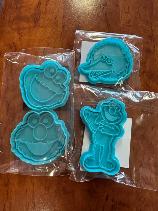 **MARKET STOCK SALE** Sesame Street Theme (ONE ONLY) 4 items