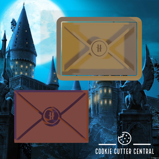 Harry Potter Hogwarts Envelope Cookie Cutter and Debosser - 5.3cm x 7.5cm
